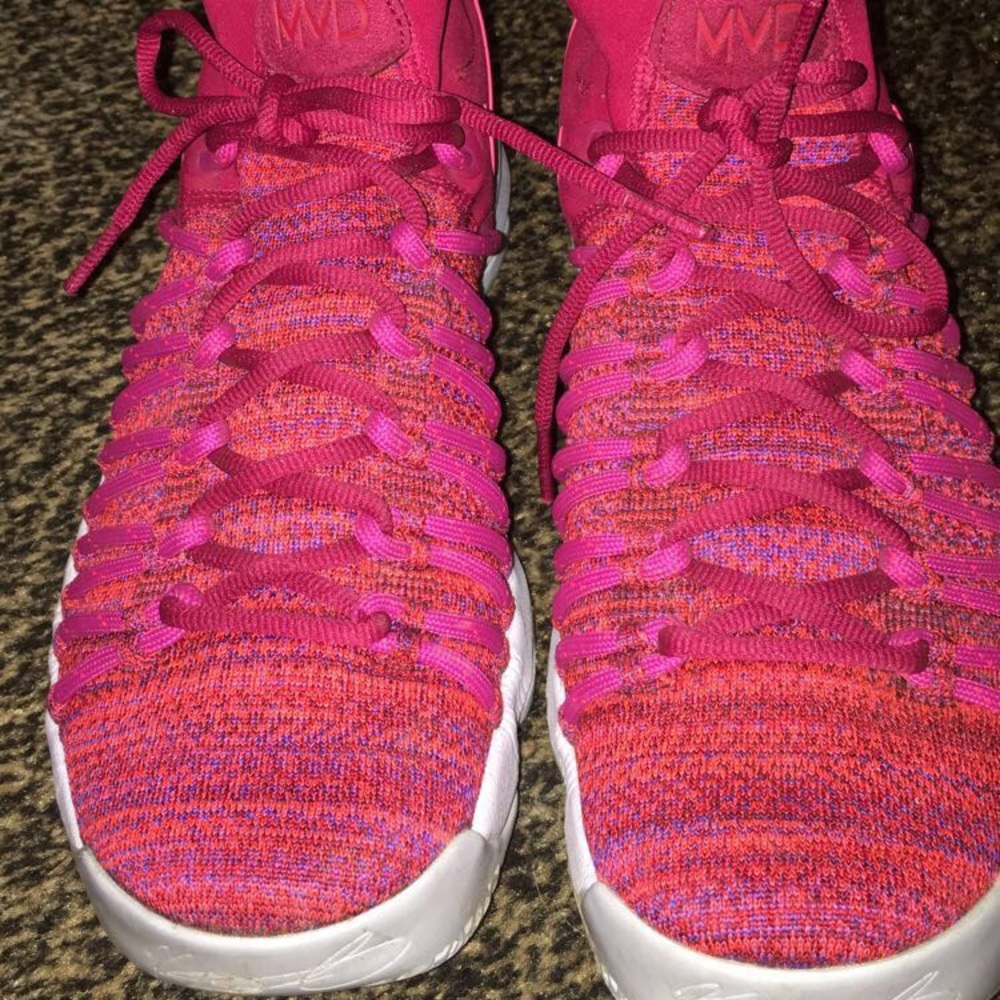 Burgundy Kevin Durant’s